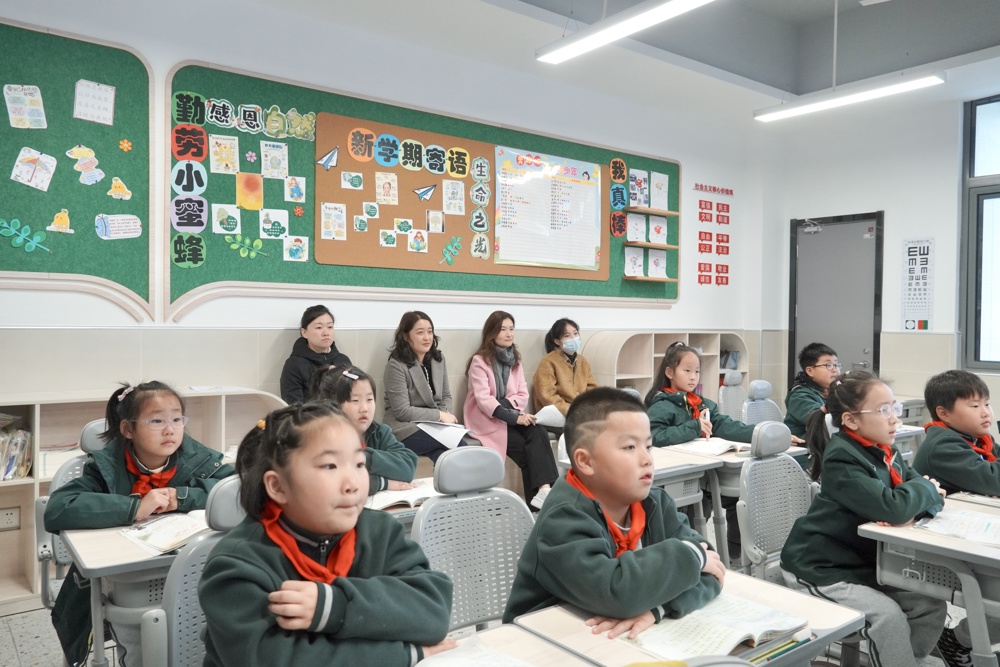 0c045475a12443869a89e12385c5b56a.jpg 0c045475a12443869a89e12385c5b56a.jpg